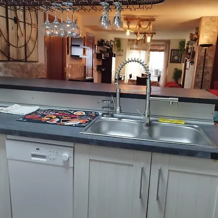 Daire Nuestro Refugio Híjar